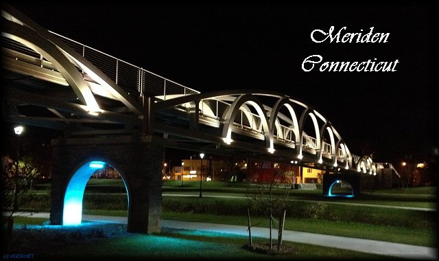 Meriden, Connecticut - Downtown park walk-bridge at night